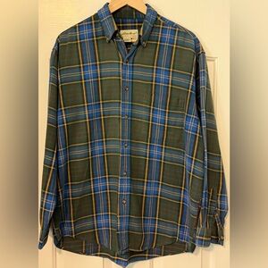 Eddie Bauer Men’s Medium Plaid Button-Down Shirt 100% Cotton Tartan